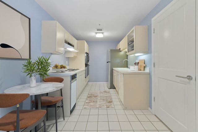 300 Boylston 714, Boston, MA 02116