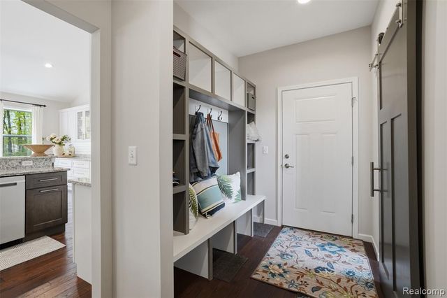 4172 Prairie Rose Drive, Howell, MI 48843
