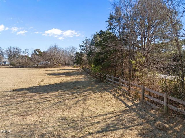 2a Dairyland Road, Chapel Hill, NC 27516