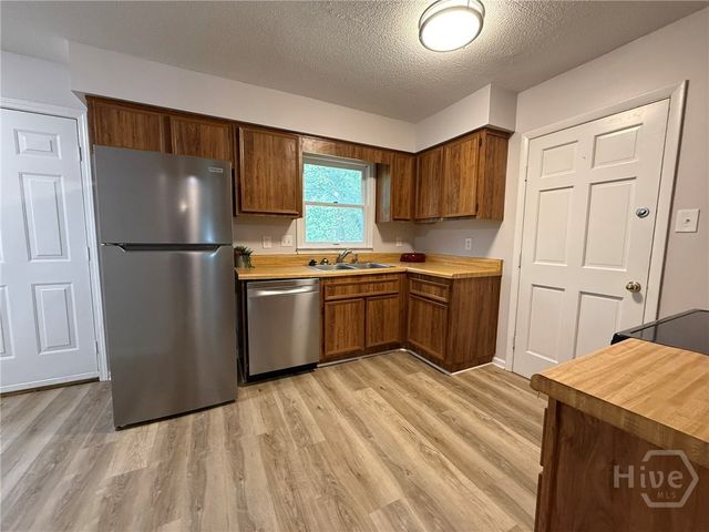 12 Cromwell Place, Savannah, GA 31410