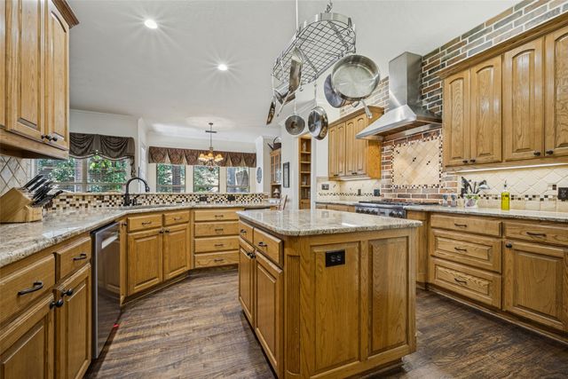 3824 La Mancha Lane, Denton, TX 76205