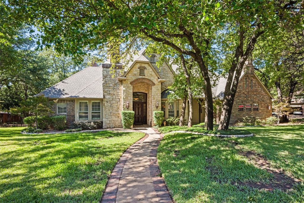 3824 La Mancha Lane, Denton, TX 76205