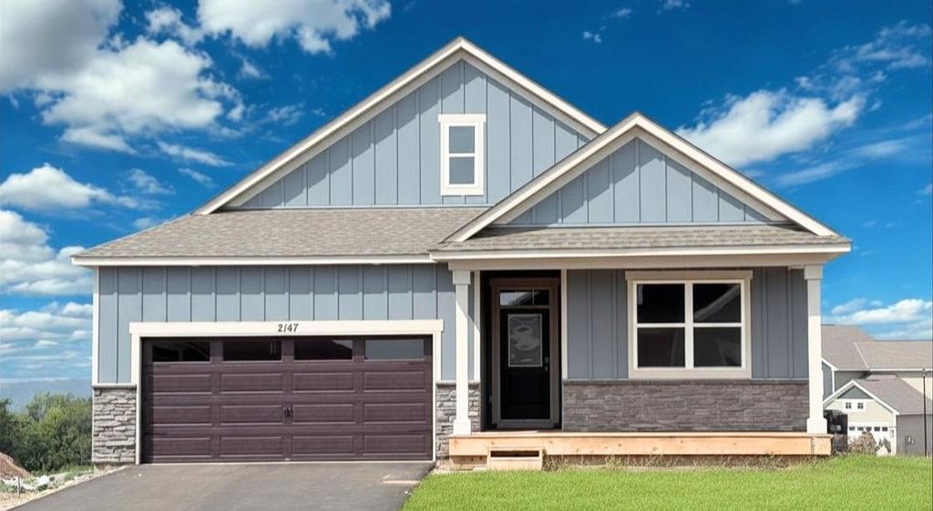 2147 Bluff Heights Drive, Shakopee, MN 55379 — exterior