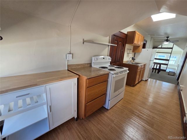 1430 N Franklin Street, Denver, CO 80218