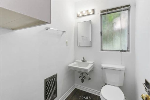 1421 Silver Lake Boulevard, Los Angeles, CA 90026