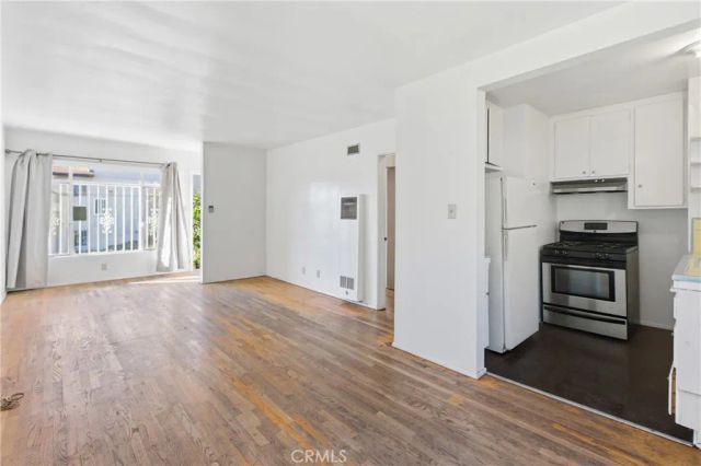 1421 Silver Lake Boulevard, Los Angeles, CA 90026