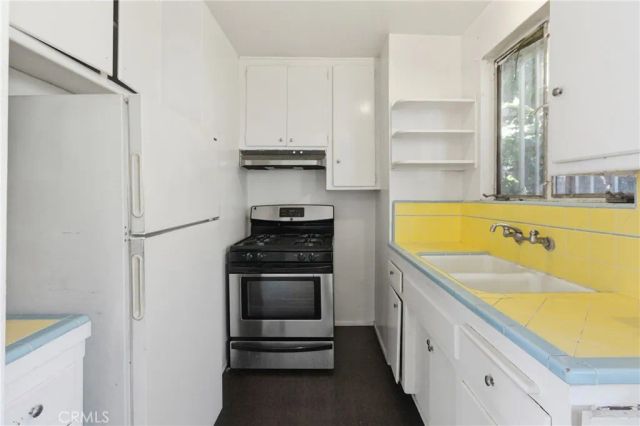 1421 Silver Lake Boulevard, Los Angeles, CA 90026