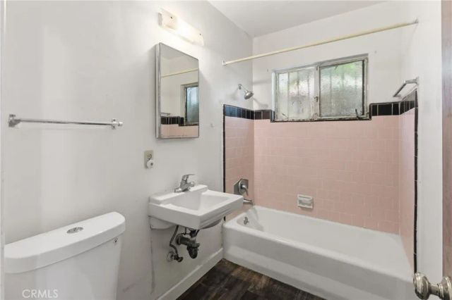 1421 Silver Lake Boulevard, Los Angeles, CA 90026