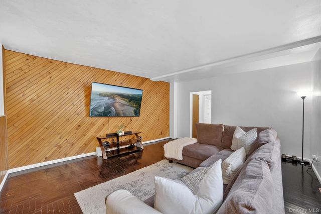 1111 Midland Avenue 1B, Bronxville, NY 10708