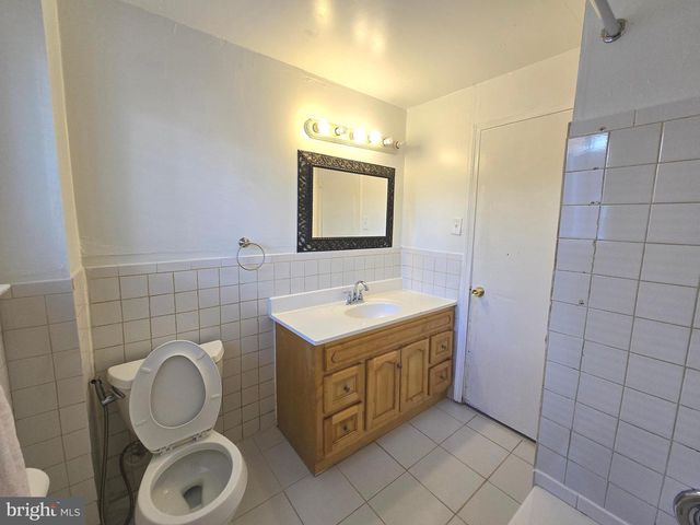 2119 HOFFNAGLE ST, Philadelphia, PA 19152
