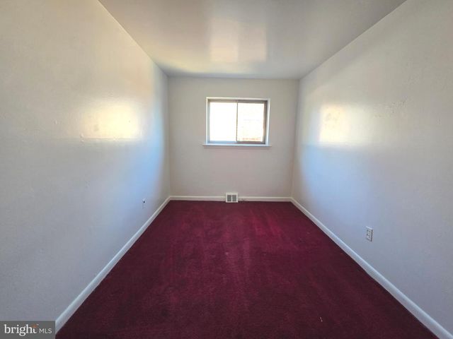 2119 HOFFNAGLE ST, Philadelphia, PA 19152