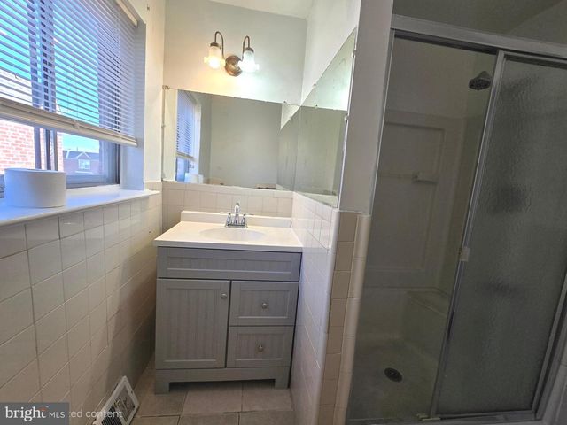 2119 HOFFNAGLE ST, Philadelphia, PA 19152