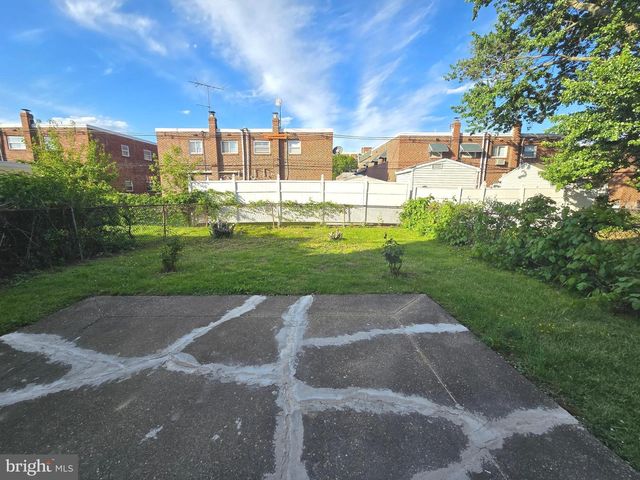2119 HOFFNAGLE ST, Philadelphia, PA 19152