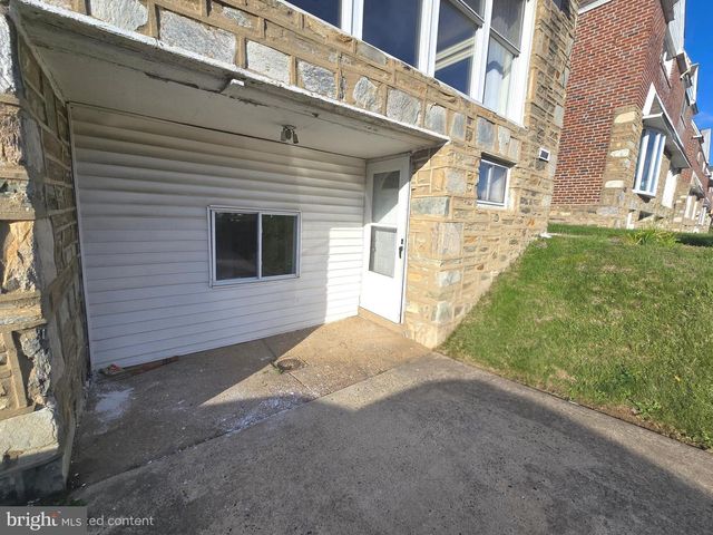 2119 HOFFNAGLE ST, Philadelphia, PA 19152