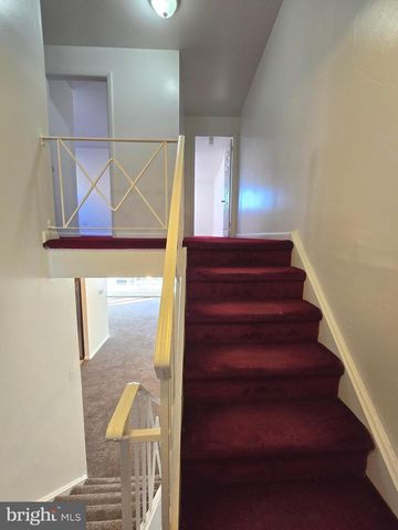 2119 HOFFNAGLE ST, Philadelphia, PA 19152