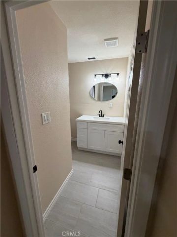 701 N Willow Avenue, Compton, CA 90221