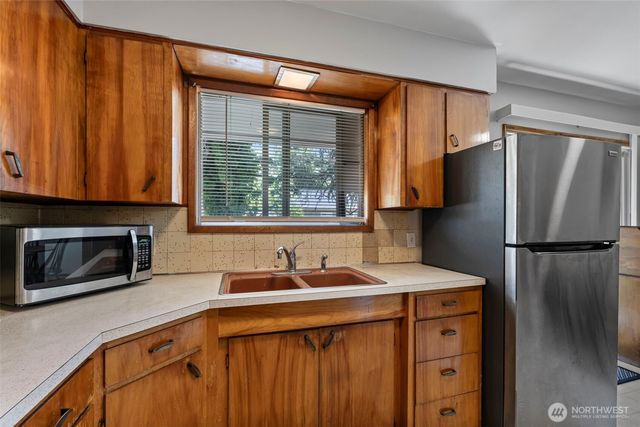 719 2nd Ave NE, Napavine, WA 98565