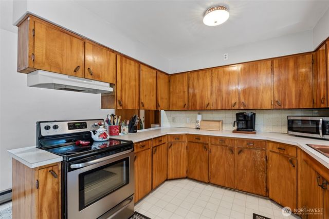 719 2nd Ave NE, Napavine, WA 98565