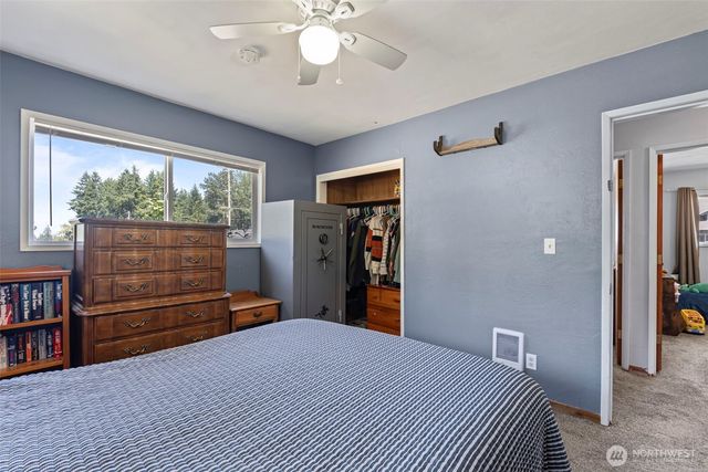 719 2nd Ave NE, Napavine, WA 98565