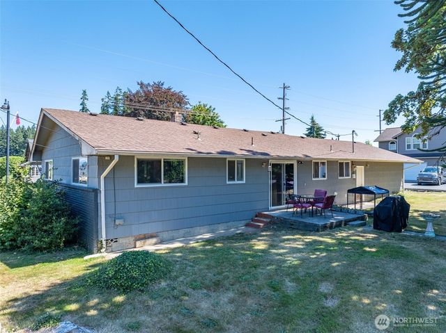 719 2nd Ave NE, Napavine, WA 98565