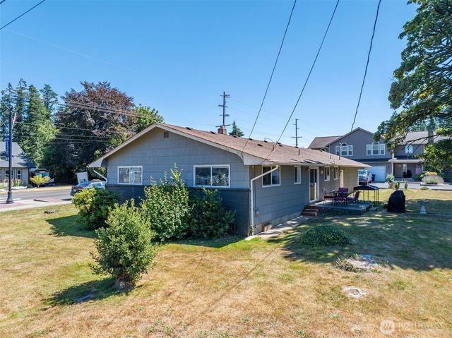 719 2nd Ave NE, Napavine, WA 98565