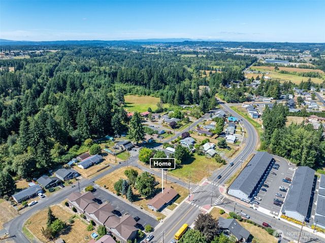 719 2nd Ave NE, Napavine, WA 98565