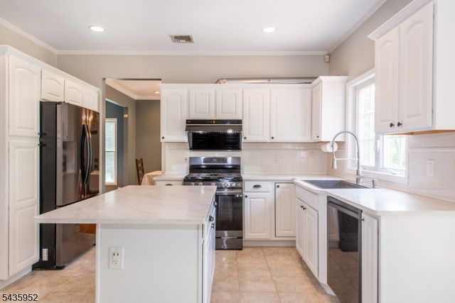 1 Fiddlers Way, Sparta Twp., NJ 07871