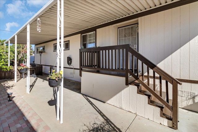 20 Russell Road 69, Salinas, CA 93906