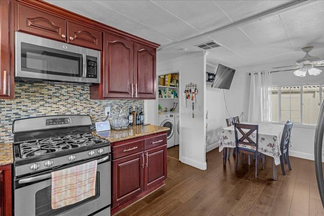 20 Russell Road 69, Salinas, CA 93906