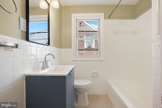 8511 FLOWER AVE, Takoma Park, MD 20912