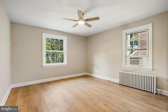 8511 FLOWER AVE, Takoma Park, MD 20912