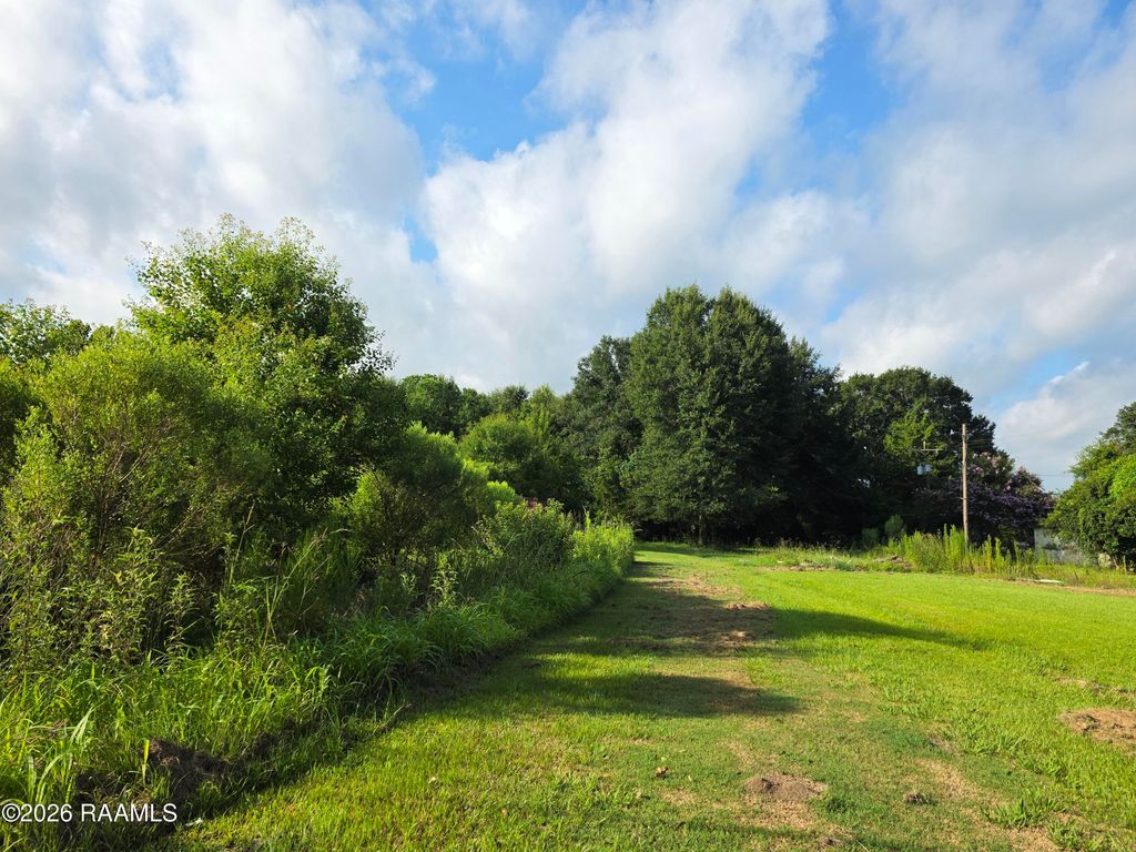 602 Dufilho Road, Opelousas, LA 70570