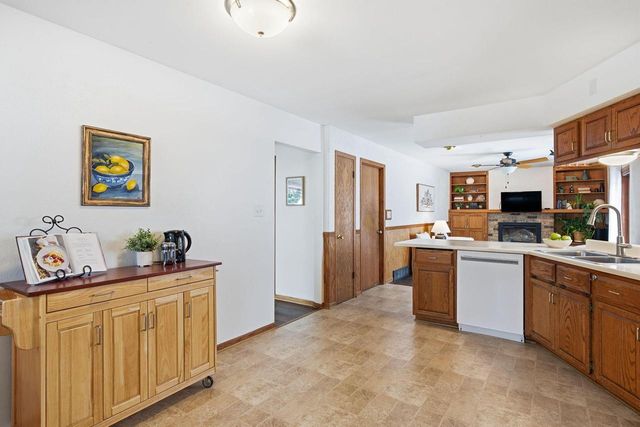 4780 W Donges LANE, Brown Deer, WI 53223