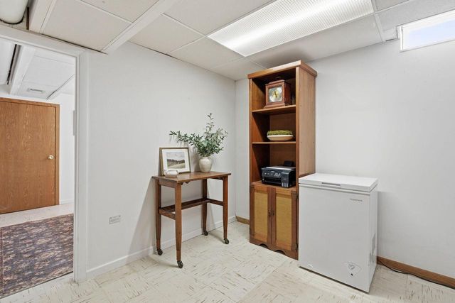 4780 W Donges LANE, Brown Deer, WI 53223