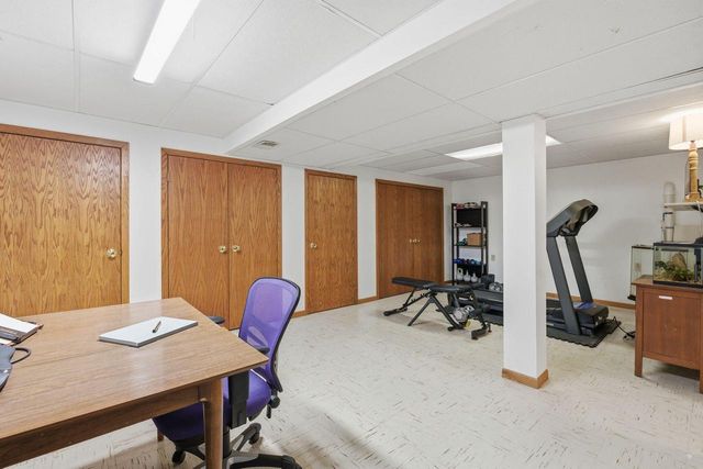 4780 W Donges LANE, Brown Deer, WI 53223