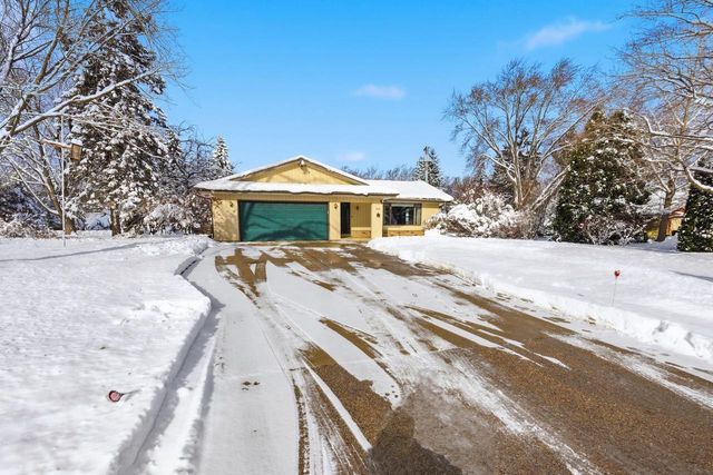4780 W Donges LANE, Brown Deer, WI 53223