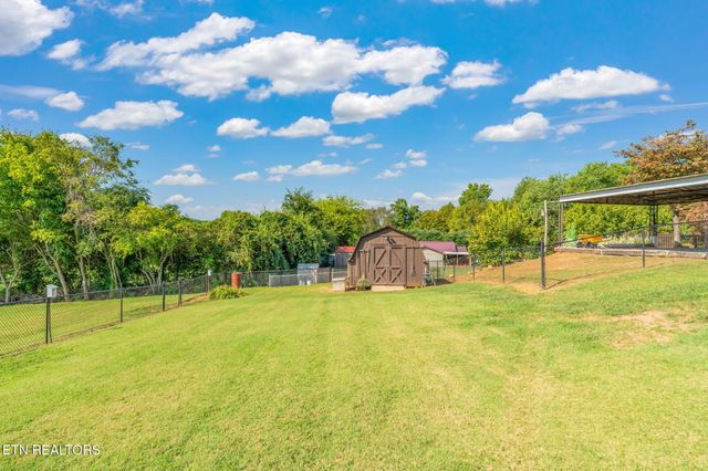 4322 Mint Rd, Maryville, TN 37803