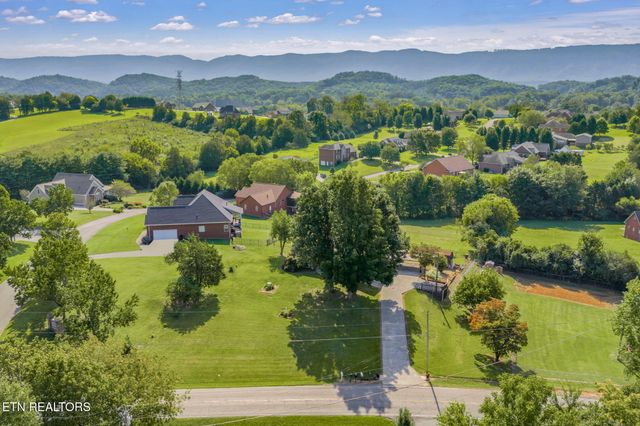4322 Mint Rd, Maryville, TN 37803