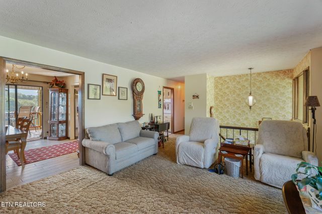4322 Mint Rd, Maryville, TN 37803