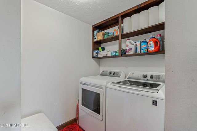 4322 Mint Rd, Maryville, TN 37803
