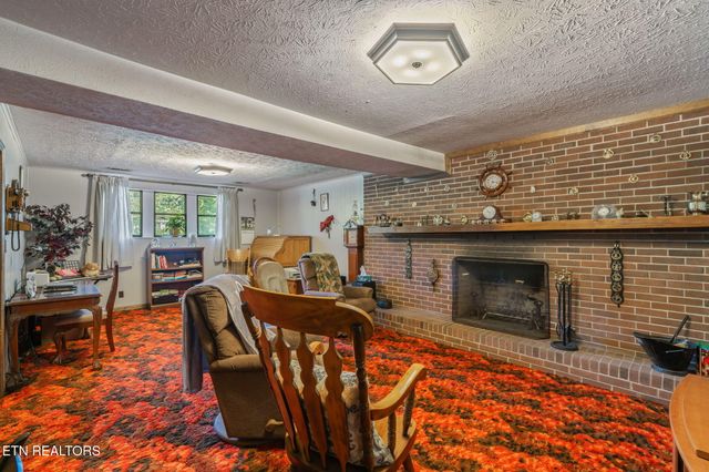 4322 Mint Rd, Maryville, TN 37803