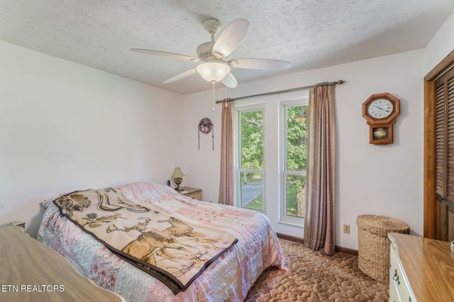 4322 Mint Rd, Maryville, TN 37803
