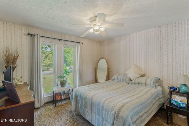 4322 Mint Rd, Maryville, TN 37803