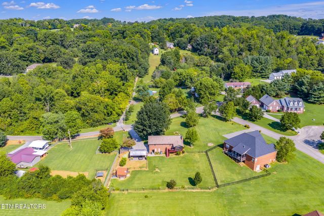4322 Mint Rd, Maryville, TN 37803