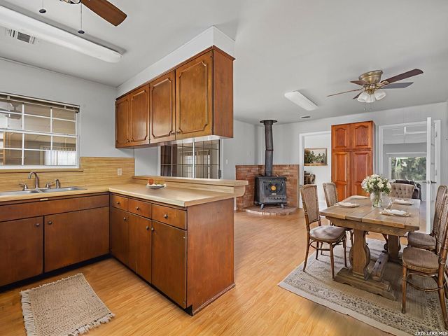 19749 State Highway 16 S, Von Ormy, TX 78073