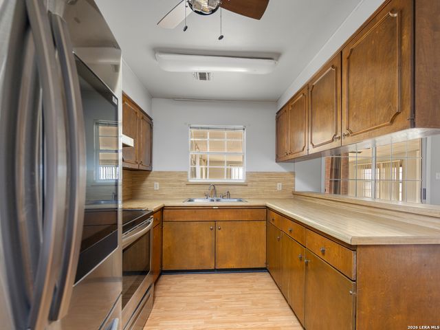 19749 State Highway 16 S, Von Ormy, TX 78073