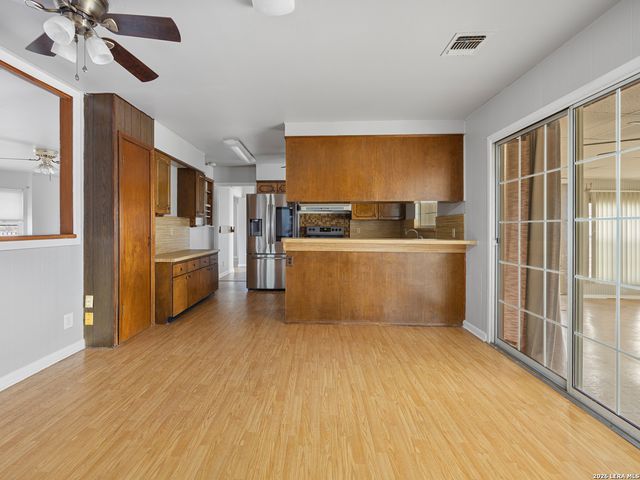 19749 State Highway 16 S, Von Ormy, TX 78073