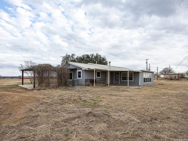 19749 State Highway 16 S, Von Ormy, TX 78073