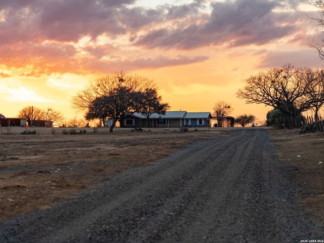 19749 State Highway 16 S, Von Ormy, TX 78073