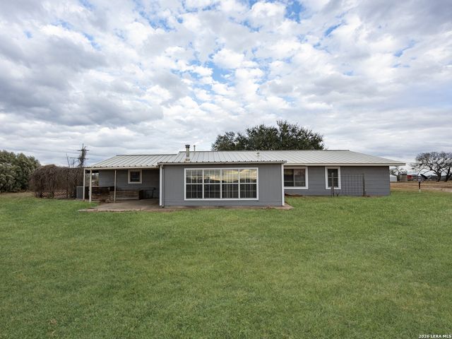 19749 State Highway 16 S, Von Ormy, TX 78073